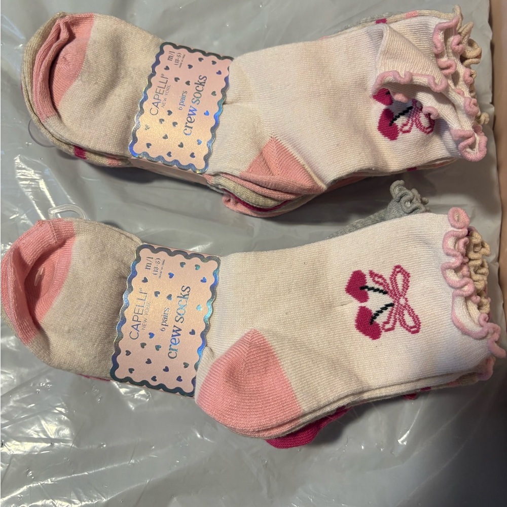 Capelli of New York Pink and Cream Crew Socks